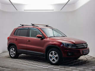 2012 Volkswagen Tiguan I Рестайлинг, красный, 945000 рублей, вид 3