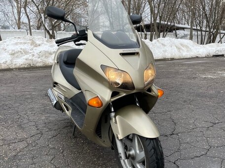 2002 Honda Forza, золотистый, 180000 рублей, вид 2