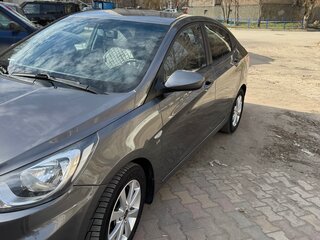 2011 Hyundai Solaris I, серый, 740000 рублей, вид 5