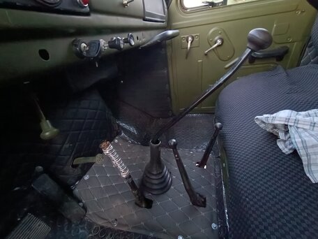1964 ГАЗ 63, зелёный, 650000 рублей, вид 5