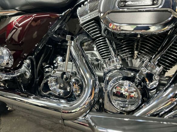 2014 Harley-Davidson Electra Glide, пурпурный, 1640000 рублей - вид 39