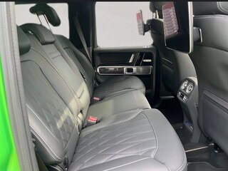 2026 Mercedes-Benz G-Класс AMG 63 AMG II (W465) Рестайлинг, зелёный, 31000000 рублей, вид 4