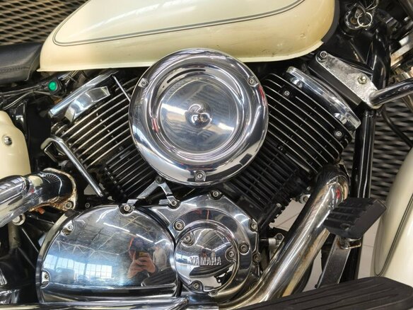 2003 Yamaha XVS1100, белый, 650000 рублей - вид 12