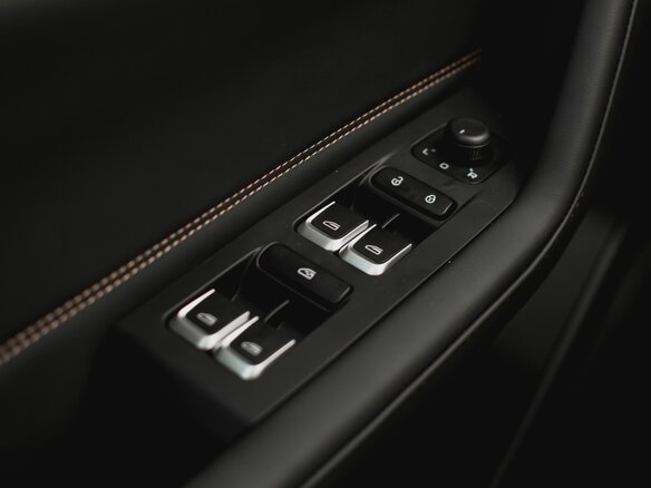 2026 Geely Okavango I Рестайлинг, белый, 3870900 рублей - вид 15