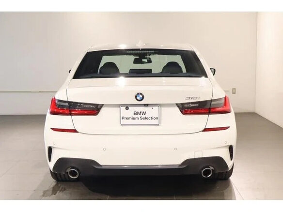 2022 BMW 3 серии 318i VII (G2x), белый, 2350000 рублей - вид 5