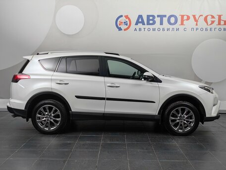 2017 Toyota RAV4 IV (XA40) Рестайлинг, белый, 2818000 рублей, вид 5