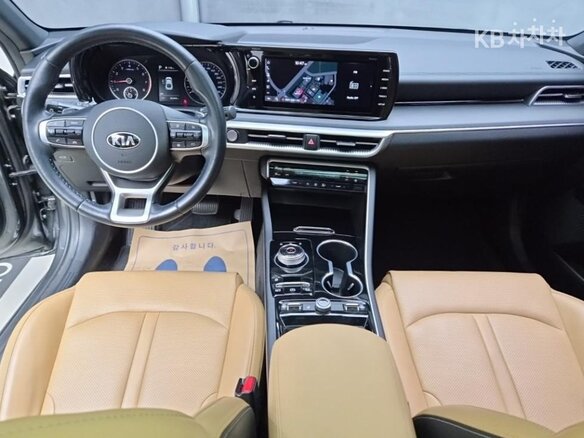 2023 Kia K5 III, серый - вид 4