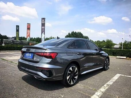 2023 Audi A3 35 TFSI Long IV (8Y), серый, 2330000 рублей, вид 4