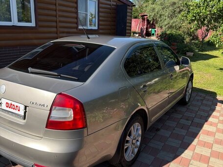 2010 Skoda Octavia II (A5) Рестайлинг, серый, 510999 рублей, вид 3