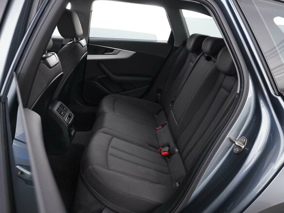 2019 Audi A4 V (B9), серый - вид 8