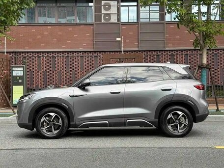 2024 BYD Yuan Up 32 kWh, серый, 1900013 рублей, вид 5