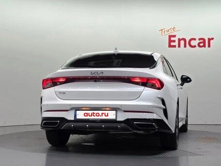 2022 Kia K5 LPi III, белый, 2390000 рублей, вид 5