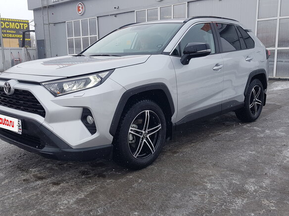 2022 Toyota RAV4 V (XA50), серый, 4450000 рублей - вид 9