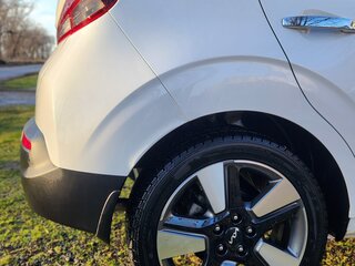 2022 Kia Soul III, белый, 1600000 рублей, вид 3