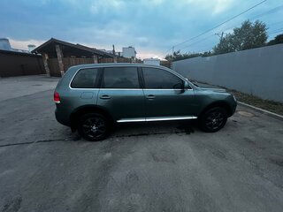 2006 Volkswagen Touareg I, серый, 930000 рублей, вид 5