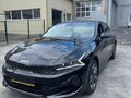 2022 Kia K5 III, чёрный, 2950000 рублей - вид 1
