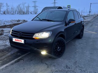 2011 Volkswagen Touareg II, чёрный, 1900000 рублей, вид 1