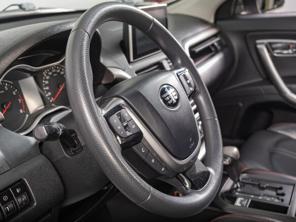 2020 FAW Besturn X80 I Рестайлинг, белый, 1259000 рублей - вид 12
