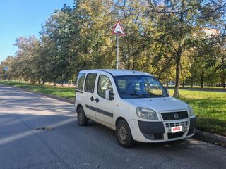 2010 Fiat Doblo I Рестайлинг, белый, 550000 рублей, вид 5