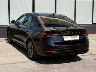 2020 Skoda Octavia IV (A8), чёрный, 1995000 рублей, вид 3