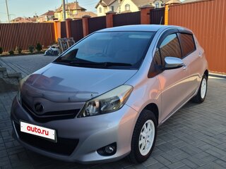 2011 Toyota Vitz III (XP130), серебристый, 739000 рублей, вид 1