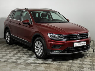 2017 Volkswagen Tiguan II, красный, 2250700 рублей, вид 3