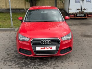 2011 Audi A1 I (8X), красный, 900000 рублей, вид 2
