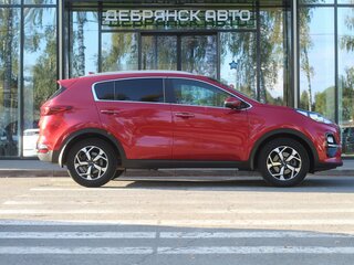 2019 Kia Sportage IV Рестайлинг, красный, 2449000 рублей, вид 4