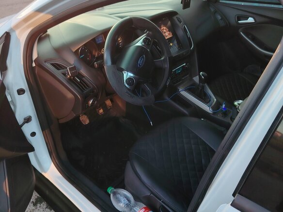 2012 Ford Focus III, белый, 650000 рублей - вид 8