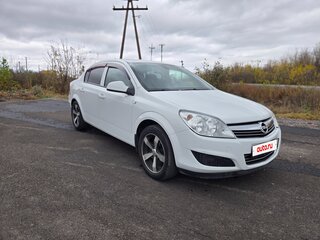 2011 Opel Astra H Рестайлинг, белый, 735000 рублей, вид 3