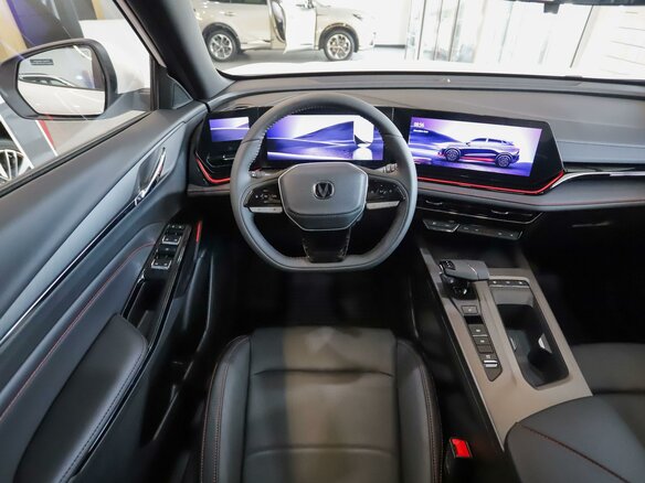 2025 Changan CS35 Max, белый - вид 17