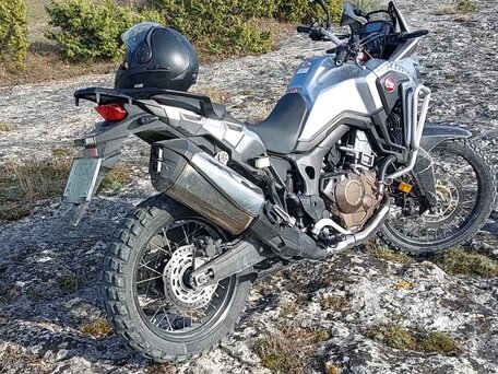2016 Honda CRF 1000L Africa Twin, серебристый, 930000 рублей, вид 3
