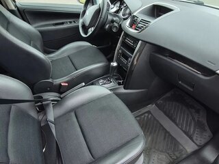 2011 Peugeot 207 I Рестайлинг, серебристый, 470000 рублей, вид 4