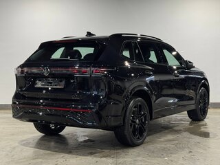 2026 Volkswagen Tiguan L Pro III (China Market), чёрный, 4750000 рублей, вид 5