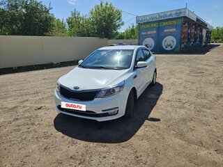 2015 Kia Rio III Рестайлинг, белый, 1020000 рублей, вид 2