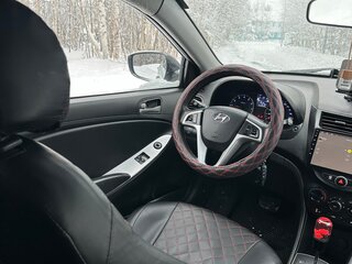 2015 Hyundai Solaris I Рестайлинг, белый, 500000 рублей, вид 3