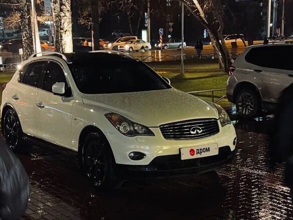 2008 Infiniti EX EX35 5-speed I (J50), белый, 1150000 рублей