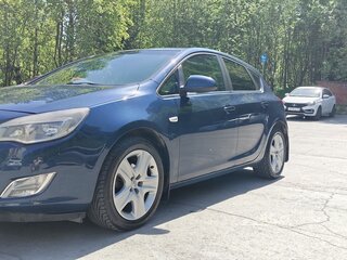 2011 Opel Astra J, синий, 650000 рублей, вид 2