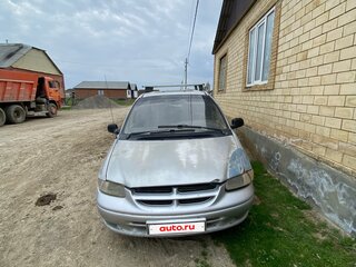 2000 Dodge Caravan III, серебристый, 350000 рублей, вид 2