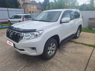 2018 Toyota Land Cruiser Prado 150 Series Рестайлинг 2, белый, 4150000 рублей, вид 2