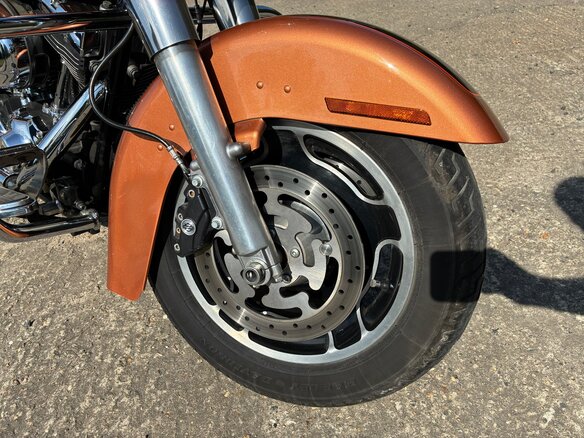 2008 Harley-Davidson Street Glide, оранжевый, 860000 рублей - вид 13