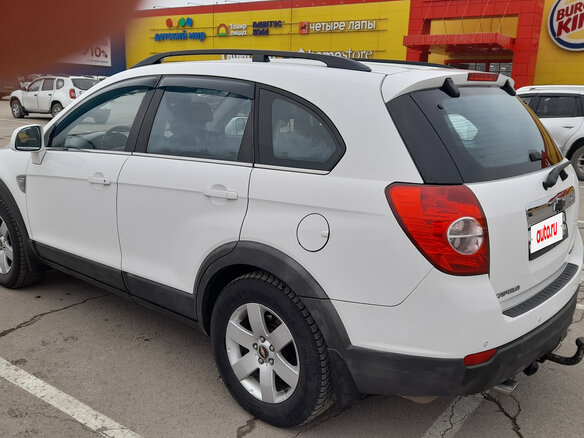 2008 Chevrolet Captiva I, белый, 800000 рублей - вид 3