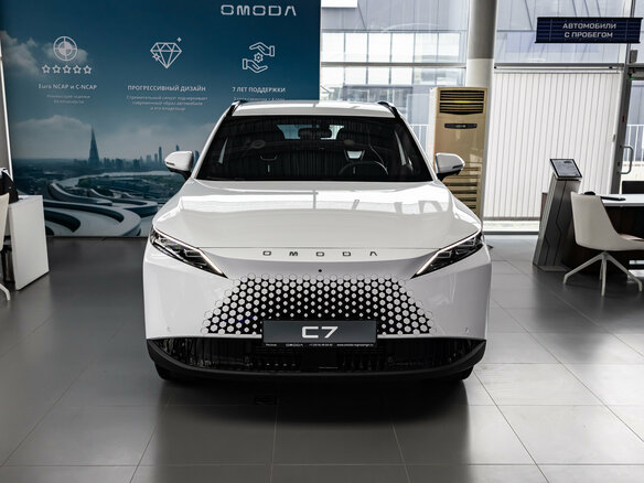 2026 Omoda C7, белый, 3499000 рублей - вид 36