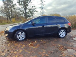 2011 Opel Astra J, чёрный, 600000 рублей, вид 4