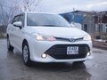 2017 Toyota Corolla Fielder XI (E160, E170, E180) Рестайлинг 1, белый, 1330000 рублей - вид 3