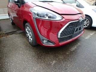 2021 Toyota Sienta II Рестайлинг, пурпурный, 1650000 рублей, вид 3
