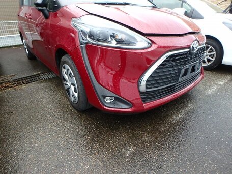 2021 Toyota Sienta II Рестайлинг, пурпурный, 1650000 рублей, вид 3