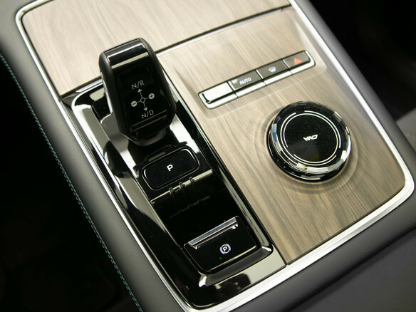 2025 Geely Monjaro I Рестайлинг, серый, 3860000 рублей - вид 20