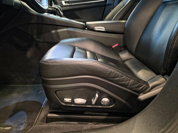 2021 Porsche Panamera 4S E-Hybrid II Рестайлинг, фиолетовый, 9900000 рублей - вид 10