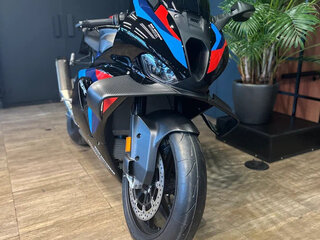 2025 BMW M 1000 RR, чёрный, 4100000 рублей, вид 2